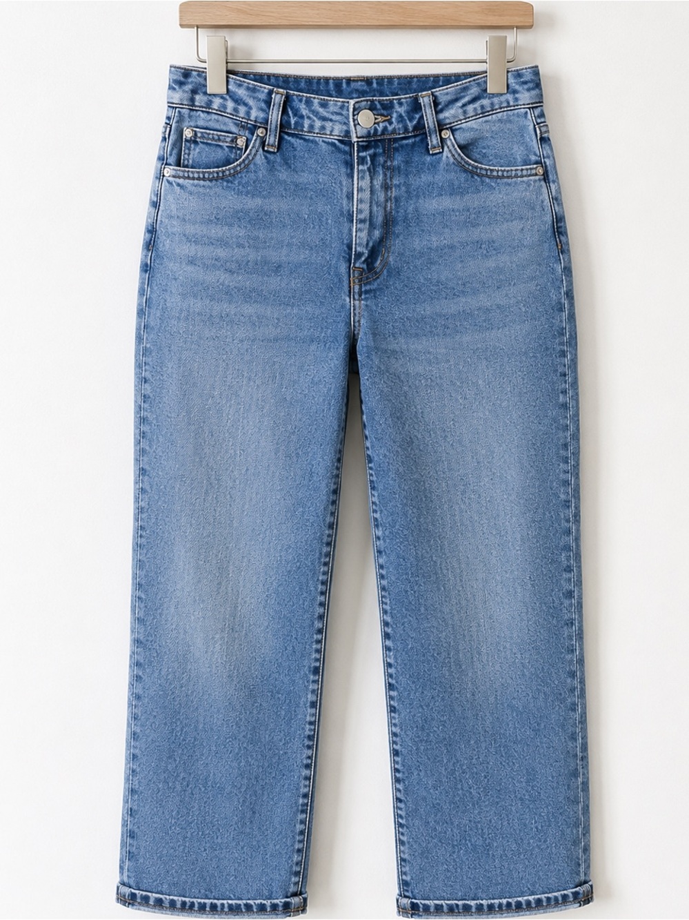 FRAME The Borrowed Mid Rise Straight Leg Jeans in Ricochet Blue 32